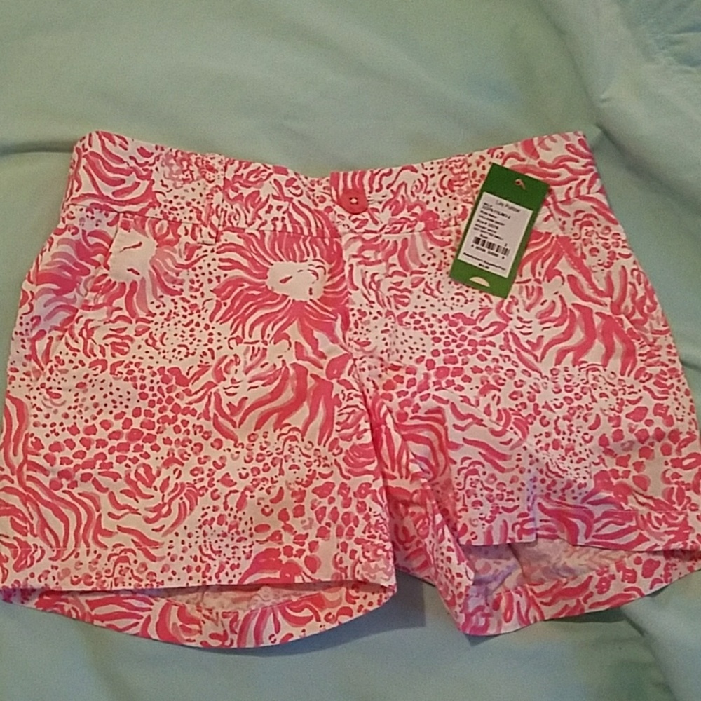 Lilly Pulitzer Callahans in Get Spotted